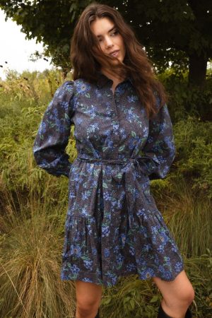 The Countryside Poplin Tiered Shirtdress - Rustic Floral in Midnight